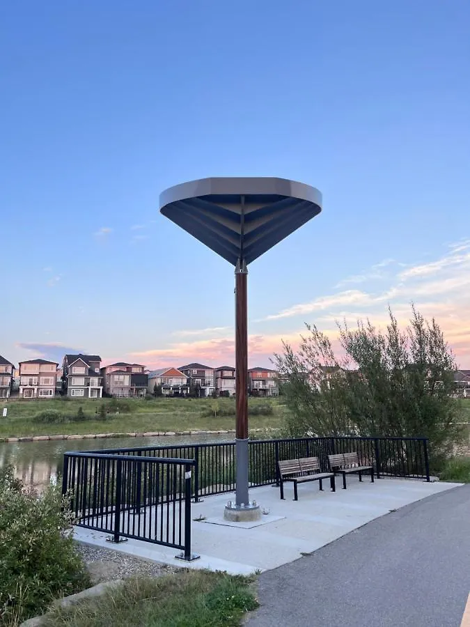 Private Entire Townhouse Retreat Close To Lake Calgary 0*,  Canada